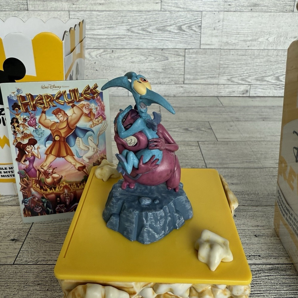 2 Disney Rewind Series 3 Mystery Figure Popcorn Box & Art 1 Open 2 Sealed - Picture 3 of 5